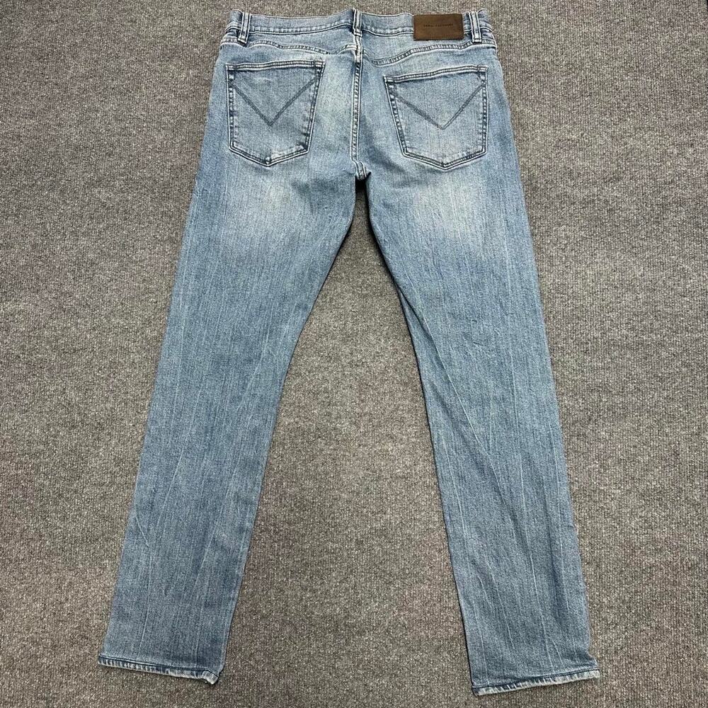 John Varvatos Men’s JV 702 - Slim Fit Jeans Stone Wash Designer Denim 32x31 - Picture 7 of 8